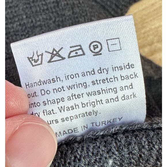 Mac Hay V Neck Wool Sweater Size XL Men’s Black - Picture 5 of 9